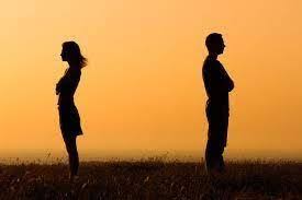 Briser un couple avec la magie rouge